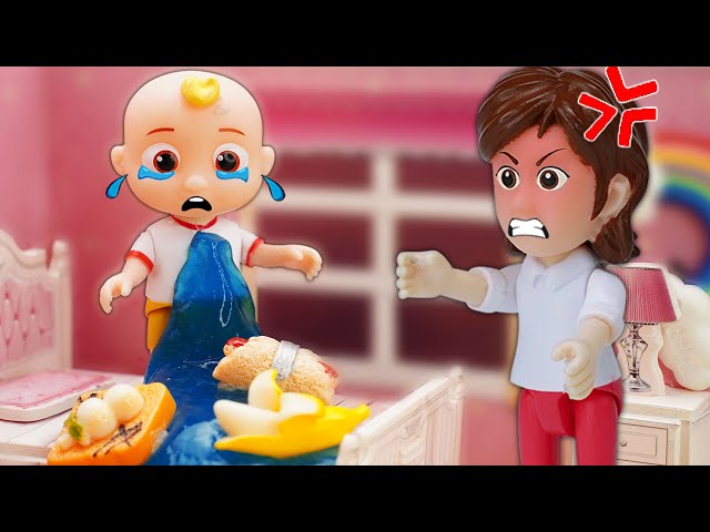 Cocomelon Family: JJ disobeys his parents | Life Lesson | Play with Cocomelon Toys