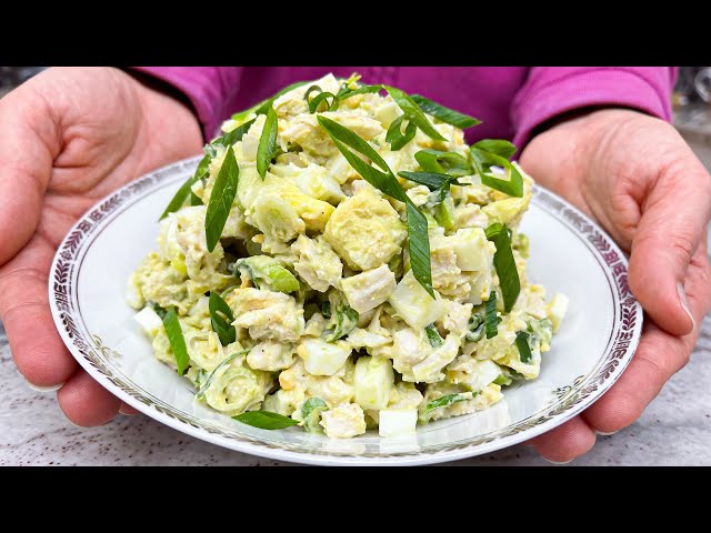 Easy and healthy chicken avocado salad recipe. High in protein and very nutritious.