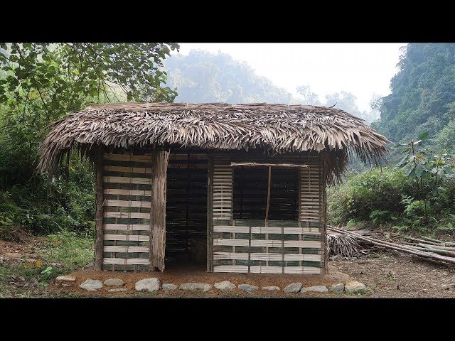 Primitive technology - Use the stone to make primitive hut, Made of bamboo - (Part-1)