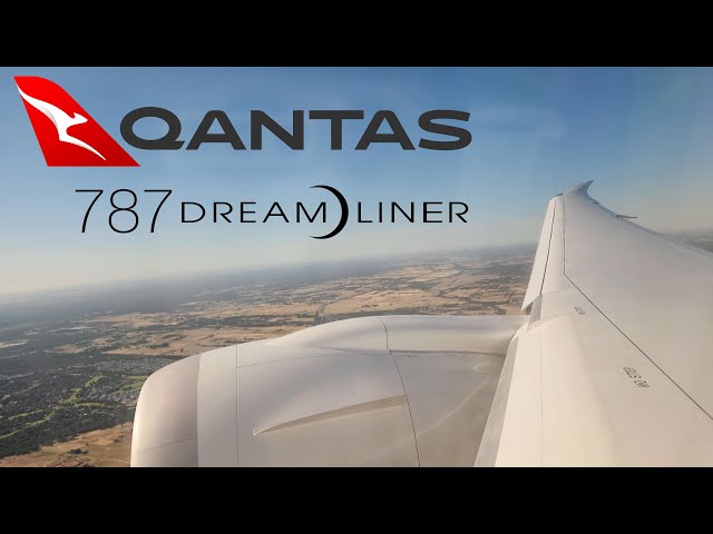 Qantas 787-9 Dreamliner Afternoon Landing at Perth International Airport