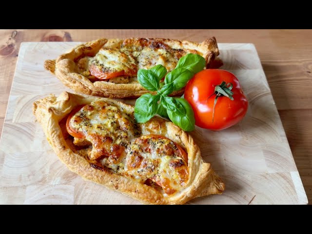 Chicken, Tomato and Mozzarella Pastry Boats | Easy and delicious lunch idea