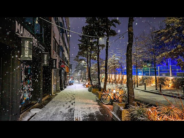 [4K HDR] 5AM 🌙 Seoul Snowfall Night on Lunar New Year's Day with Ambience Sounds ASMR