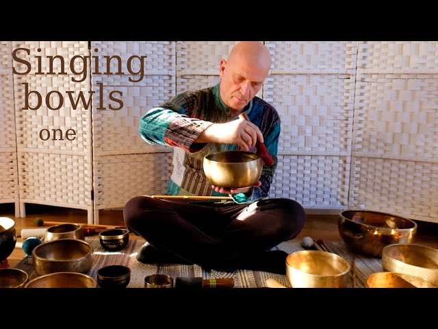 Singing bowls for relaxing and cleansing
