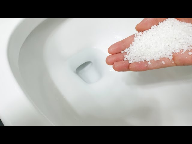 If you sprinkle a handful of salt in the bathroom, it's really powerful.
