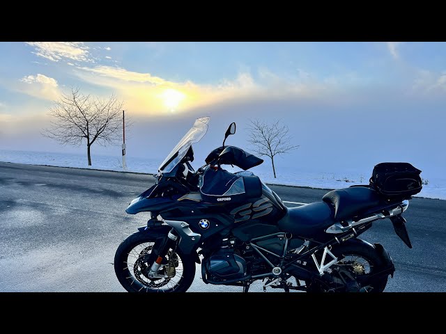 Motorcycle Muffs - Riding in the winter