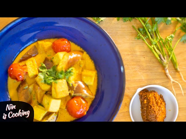 Thai Yellow Curry Recipe With Tofu (Vegan Yellow Curry)