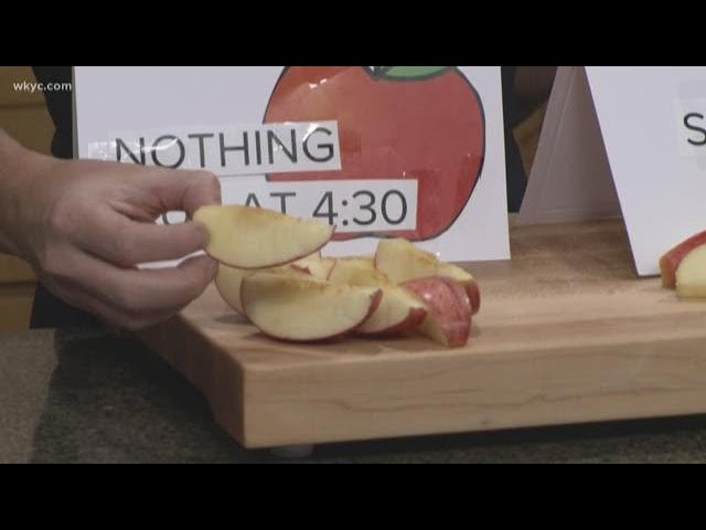 The best trick to keep apple slices from browning