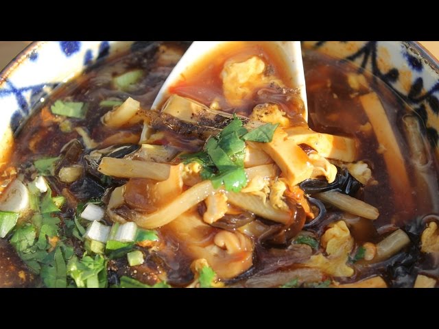 Chinese Hot & Sour Soup 酸辣湯: Chinese traditional recipe - Morgane Recipes