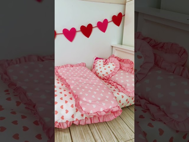 Valentine’s Day doll bedroom decor #shorts