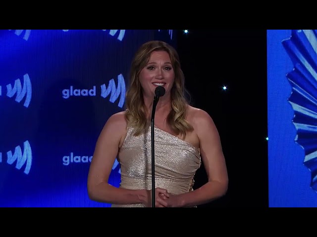 Texas Mom Amber Briggle calls on media to tell trans stories at the GLAAD Media Awards