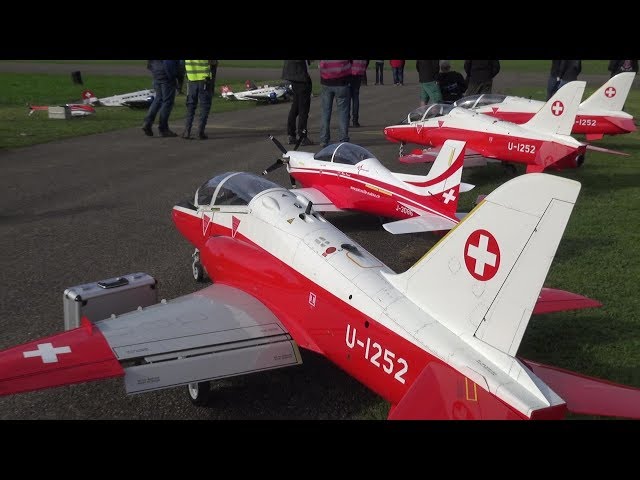 Amazing RC Combo 3x BAE Hawk and a Pilatus turboprop RC Jet and RC Airplane together