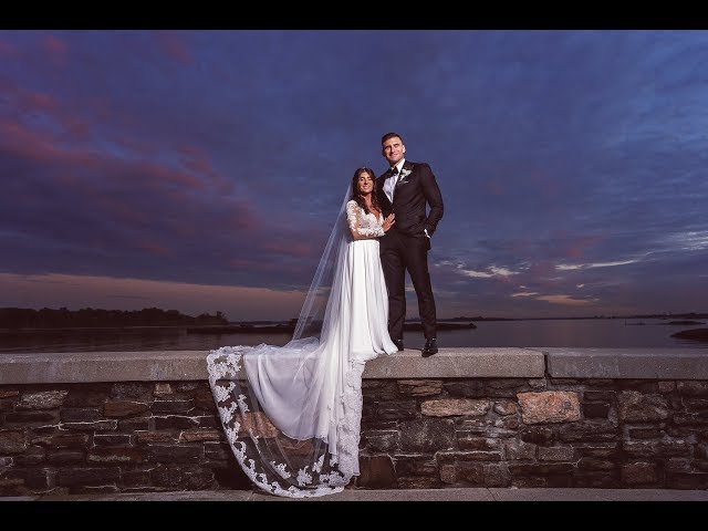 Alexandra & Paul | Glen Island Harbour Club Wedding Trailer