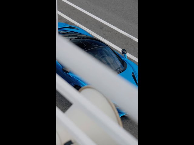 McLaren 750S, every 1/100th of a second counted.