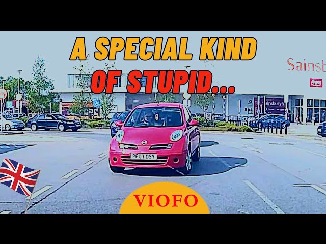 UK Bad Drivers & Driving Fails Compilation | UK Car Crashes Dashcam Caught (w/ Commentary) #125