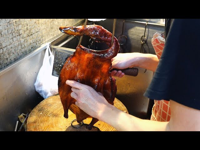 Scrawny Duck bun Macau Night market / Macau street food / 마카오 야시장 먹거리