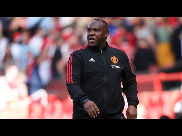Benni McCarthy willing to drop Manchester United for Kaizer Chiefs