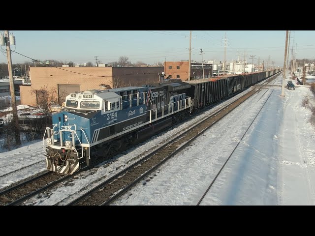 THIS ENGINE DESERVES MORE THAN PULLING THE TRASH TRAIN CSX 3194 Honoring OUR Law Enforcement LOCO