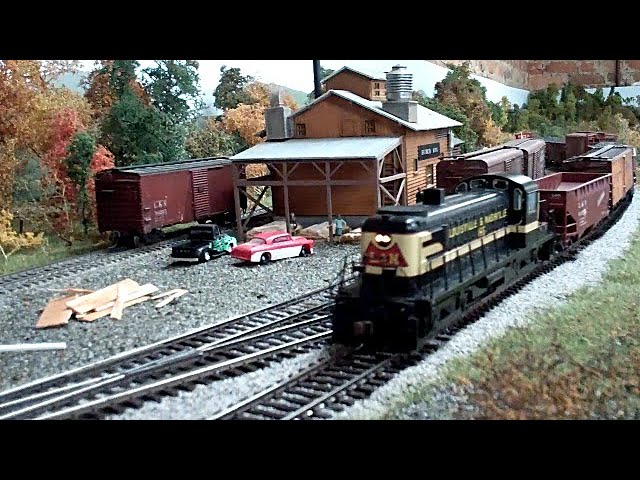Tri-State Model Railroaders Highly Detailed HO Layout in an Historic Depot: Scenes & Cab Ride.