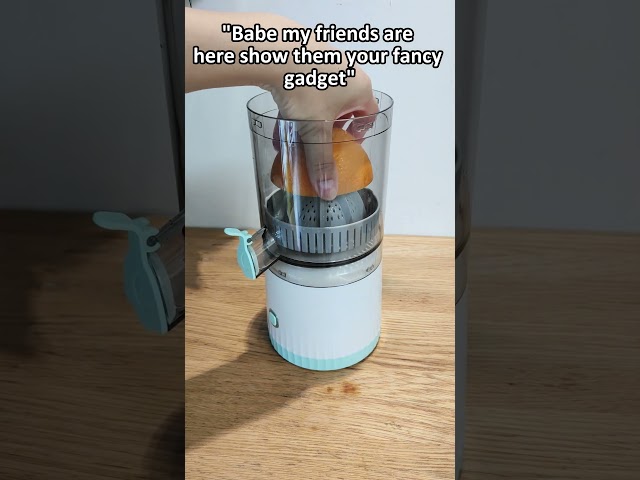 "Babe my friends are here show them your fancy gadget" #homehacks #kitchengadgets