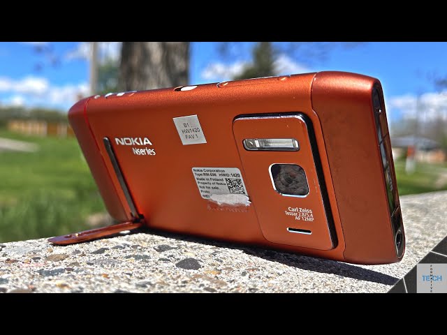 Nokia N8/N00 PROTOTYPE | Variable Aperture | Kickstand And Much More