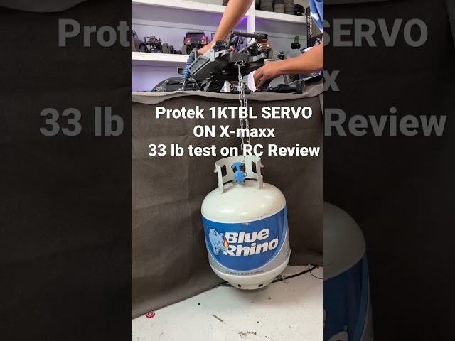 Lifting a full 33 lb. propane tank with Xmaxx Protek servo