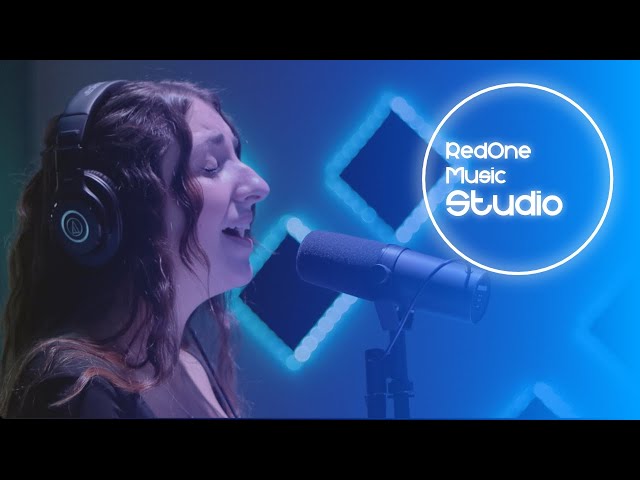 Sara Scarfo - Easy on Me (Adele Cover) | Live at RedOne Music Studio