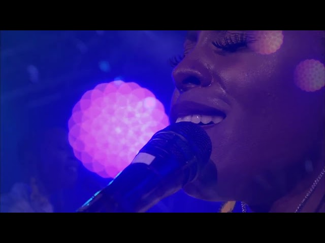 Laura Mvula - Sing To The Moon (Baloise Session 2018)