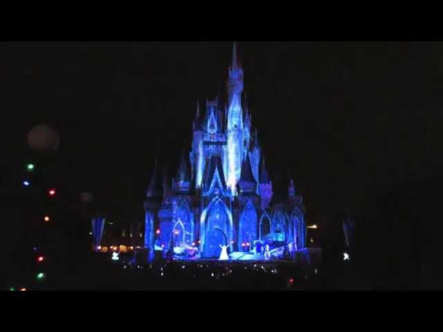 A Frozen Holiday Wish - Disney Castle Transformation
