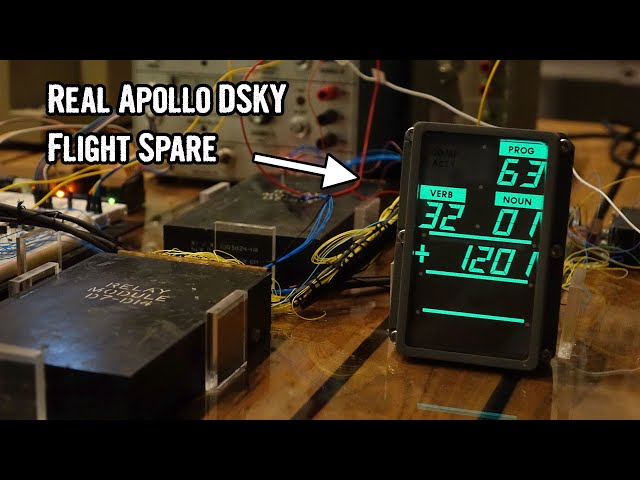 Apollo Guidance Computer Part 28: real DSKY display works again after 50 years