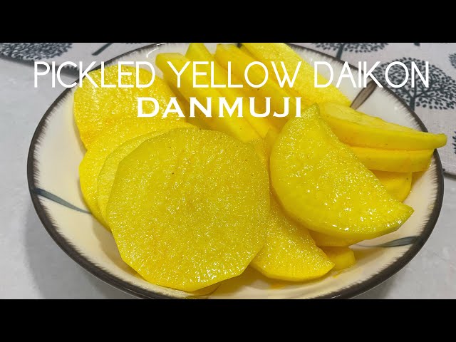 Super Crunchy QUICK & EASY Homemade PICKLED Yellow Radish Condiment | Danmuji