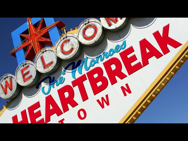 THE MONROES - Heartbreak Town  | Lyrics Video | Karaoke