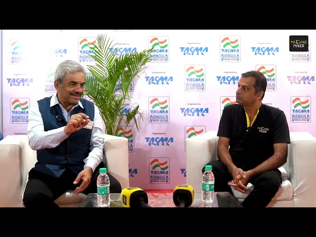 Vivek Nanivadekar discussing with Hari Shanker on Evolution of Indian Toolmakers and Industry