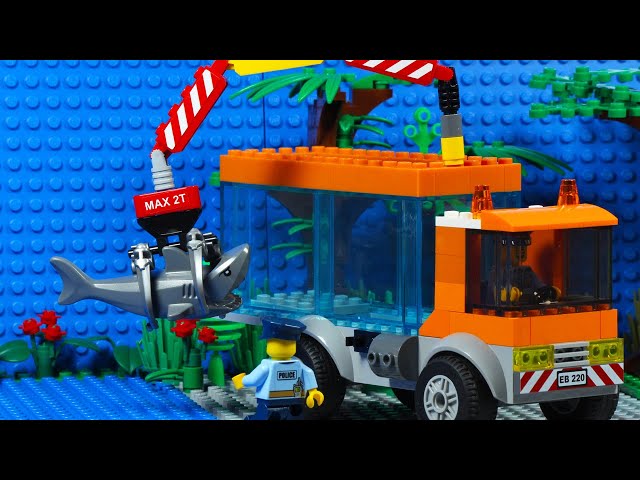 Lego City Shark Attack Transport Truck