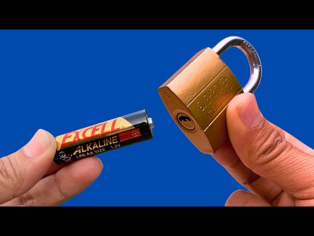 Crazy way to open any lock without a key! Nice trick