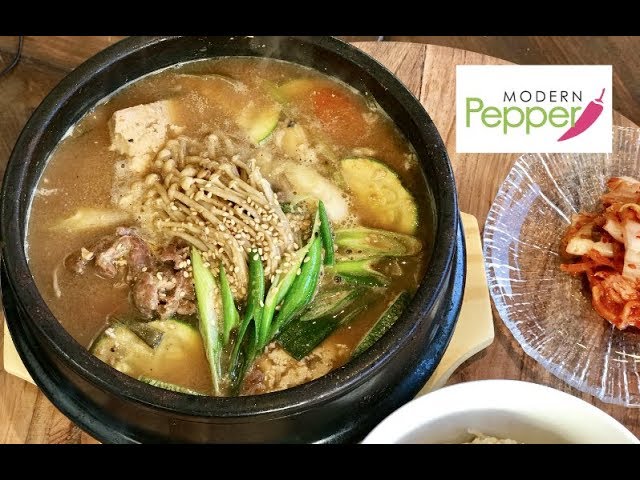 Korean SoyBean Paste Stew/Soup Recipe + Vegan Recipe (DoenJang Jjigae: 된장찌개) - Ep #15