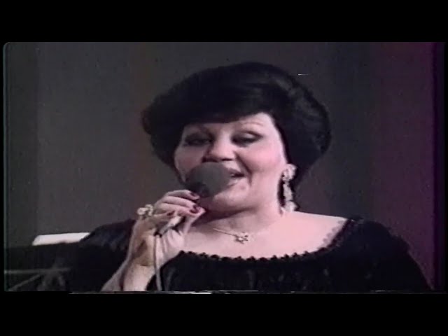 Hayedeh : Gole Sangam - هایده : گل سنگ / Persian pop music