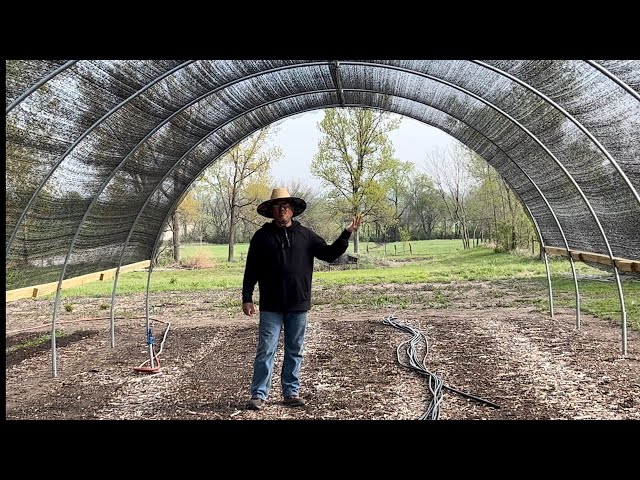 How to install shade cloth to your high tunnels😎