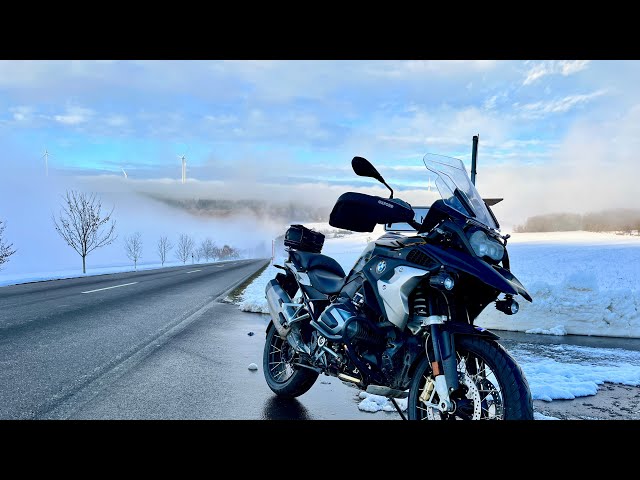 Motorrad Fahren im Winter - Stulpen für warme und trockene Hände