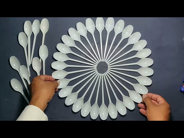 Beautiful wall hanging craft using plastic spoons | paper craft for home decoration \ Diy wall decor