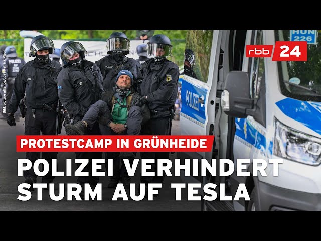 Hunderte protestieren gegen Tesla-Ausbau in Brandenburg