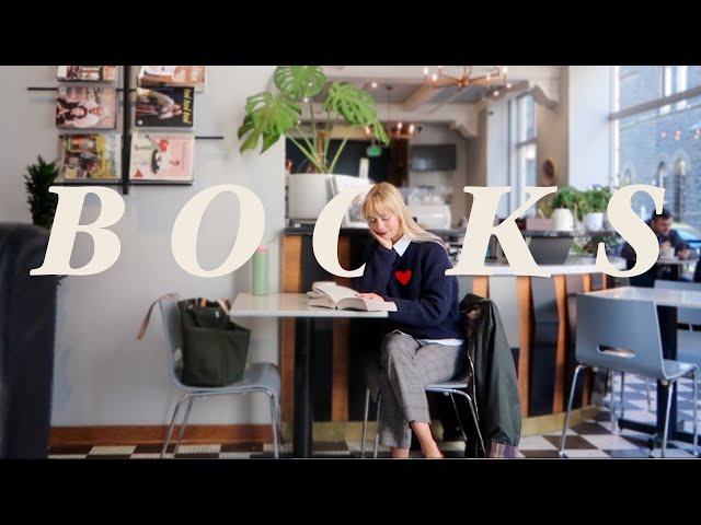 Cozy Books, French Lessons, & a Café 📚☕️ I read 7 books in January! (a vlog w/ Meg Ryan movie vibes