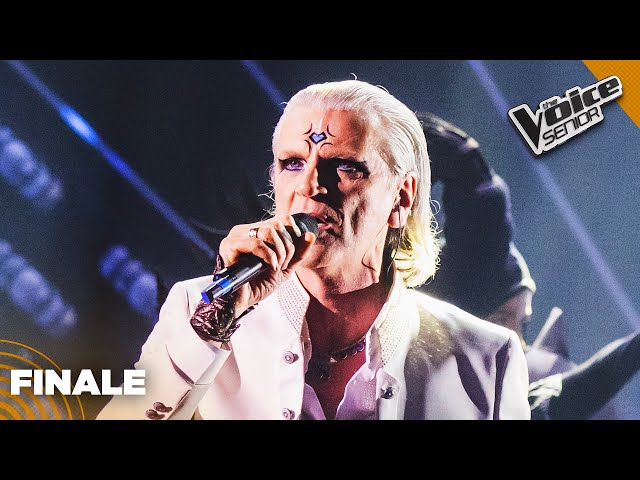 Vittorio canta “With or Without You” degli U2 | The Voice Senior 4 | Finale