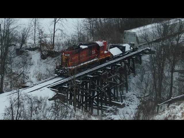 PREX 105 GP9 blizzard Scale test car NS 5207 GP38-2 highhood snow NS 7338 SD70ACU welded rail train