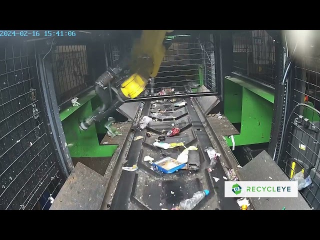 2 Recycleye Robotics on residual line