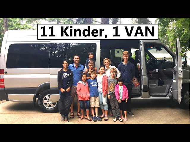 Diese Familie lebt mit 11 Kindern in einem Van