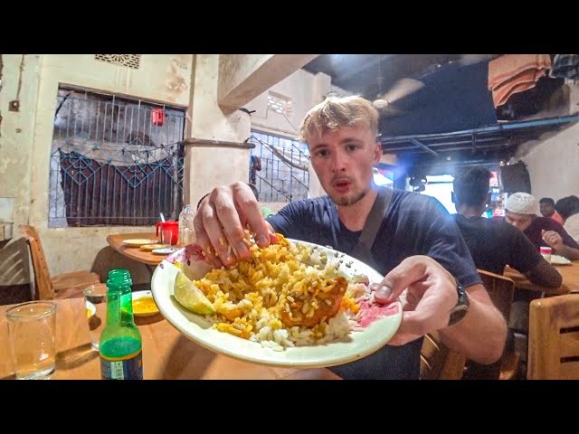 Trying 0.50€ street-food in Bangladesh 🇧🇩