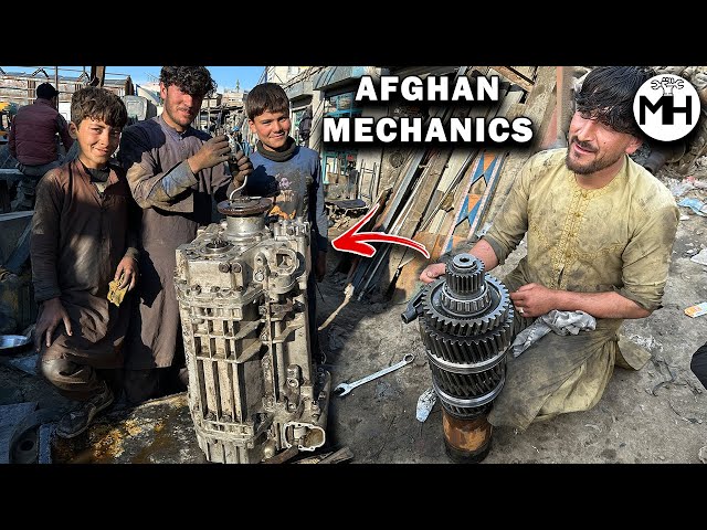 Inside Mercedes Gearbox Problem || How to Rebuild Truck Manual Transmission with basic Tools