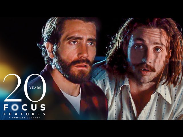 Nocturnal Animals | Aaron Taylor-Johnson Confronts Jake Gyllenhaal & Amy Adams by the Road Side