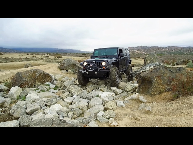 Off Road Testing of the New Jeep Lift and Suspension