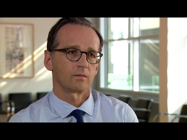 Interview mit Heiko Maas (SPD) über Verschwörungstheorien und die AfD